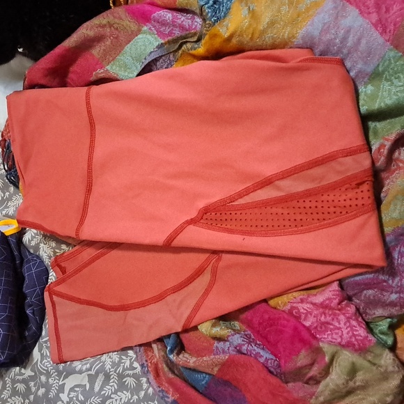 aerie Pants - AERIE ANKLE YOGA PANTS SIZE MEDIUM